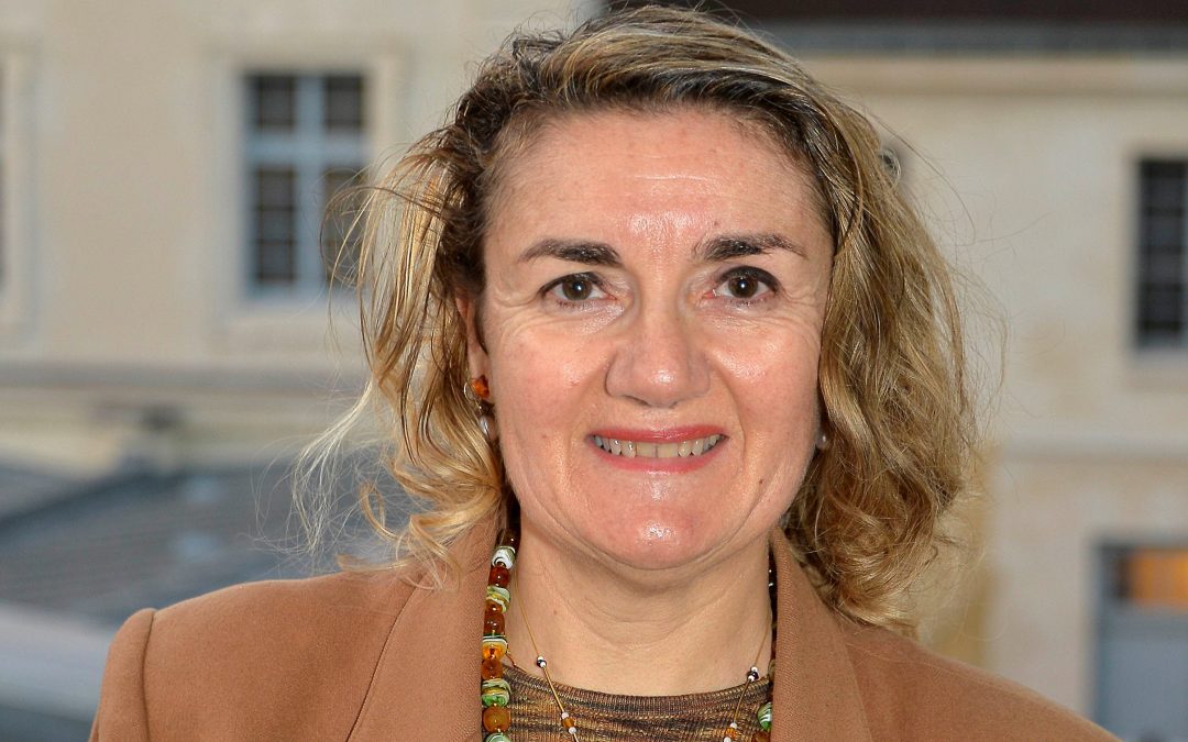 Evelyne Noygues