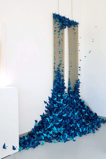 Sablier bleu de Junko Odajima